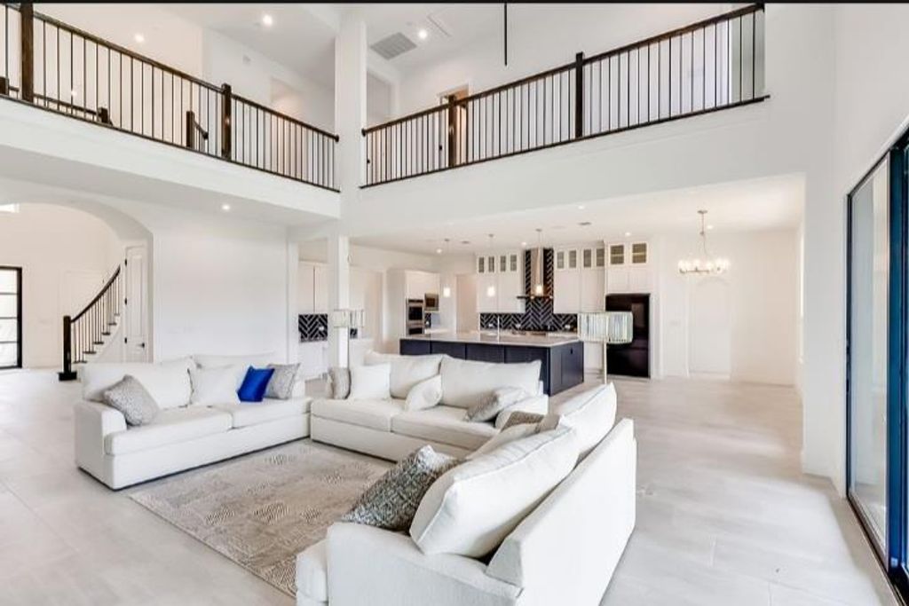 2349 Bel Paese BND, Leander, TX 78641