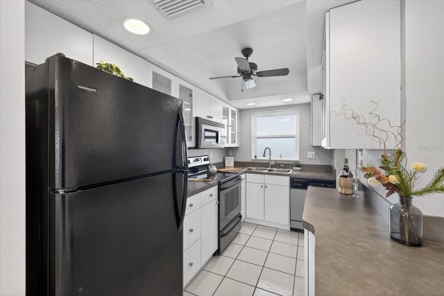 4939 FLORAMAR TERRACE 710, New Port Richey, FL 34652