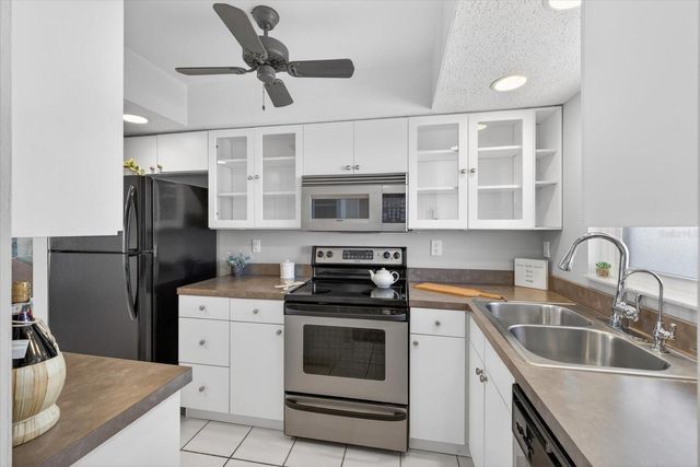 4939 FLORAMAR TERRACE 710, New Port Richey, FL 34652