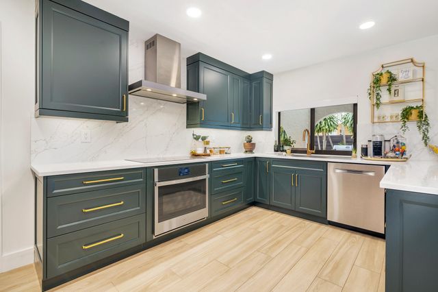 300 Edmor Road, West Palm Beach, FL 33405