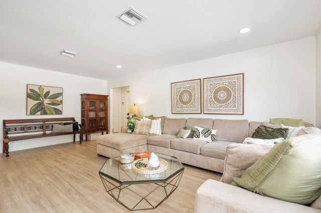 300 Edmor Road, West Palm Beach, FL 33405