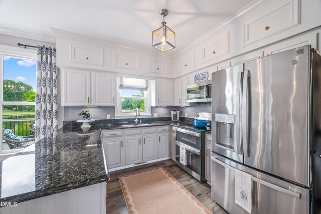 3412 Queen Ann Drive E, Clayton, NC 27527