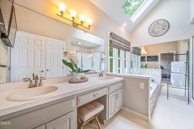 3412 Queen Ann Drive E, Clayton, NC 27527