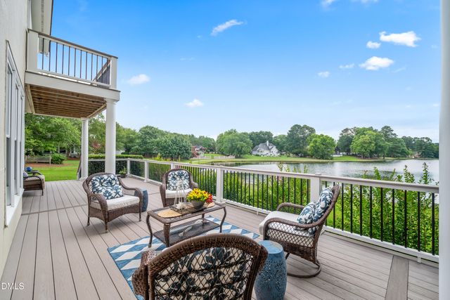 3412 Queen Ann Drive E, Clayton, NC 27527