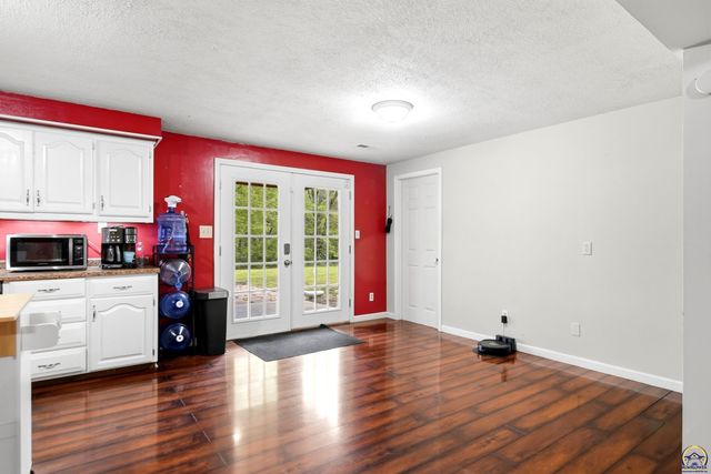 757 N Hanover ST, Auburn, KS 66402