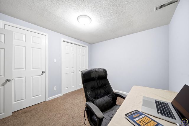 757 N Hanover ST, Auburn, KS 66402