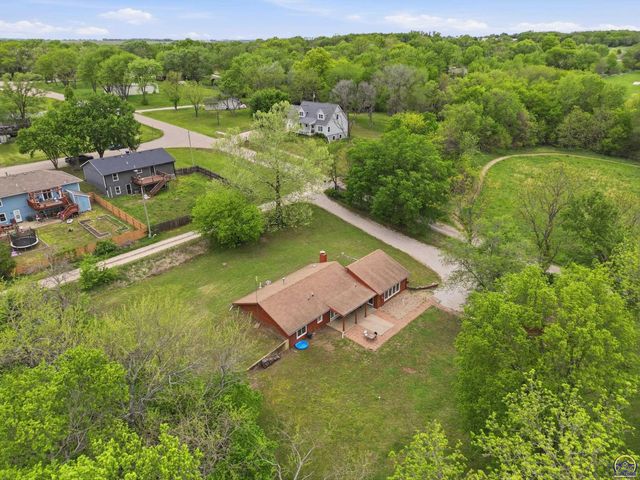 757 N Hanover ST, Auburn, KS 66402