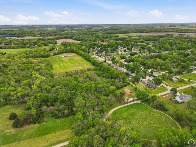 757 N Hanover ST, Auburn, KS 66402