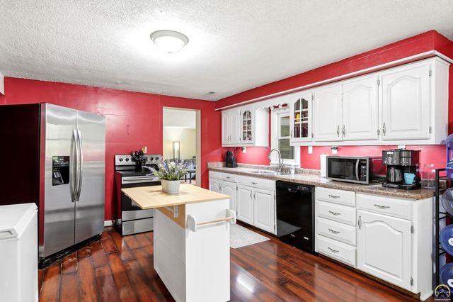 757 N Hanover ST, Auburn, KS 66402