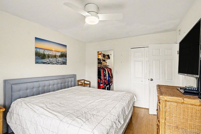 855 Cliffs Drive 303C, Ypsilanti Charter Township, MI 48198