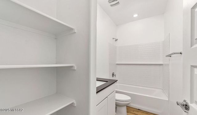 13487 N Laura Ellen Lane, Marana, AZ 85653