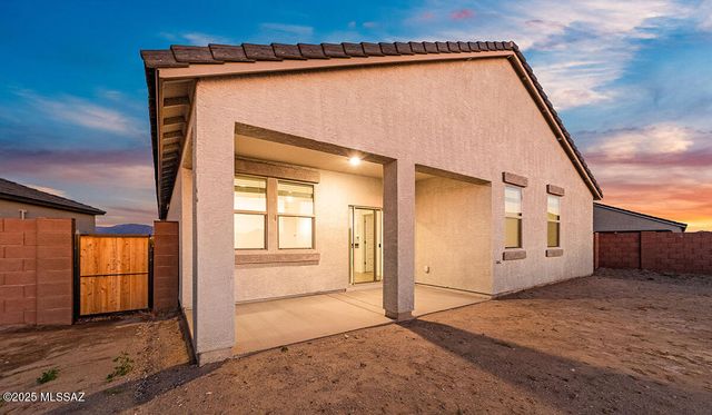 13487 N Laura Ellen Lane, Marana, AZ 85653