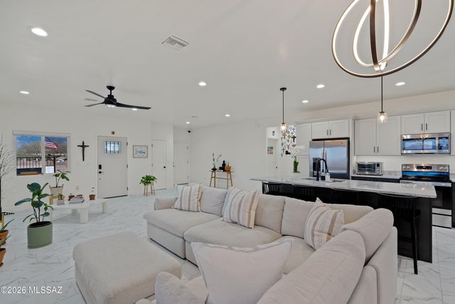 1810 Circulo Tortuga, Rio Rico, AZ 85648