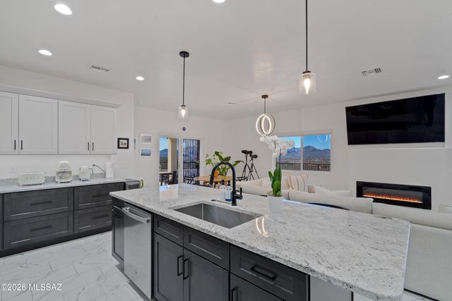 1810 Circulo Tortuga, Rio Rico, AZ 85648