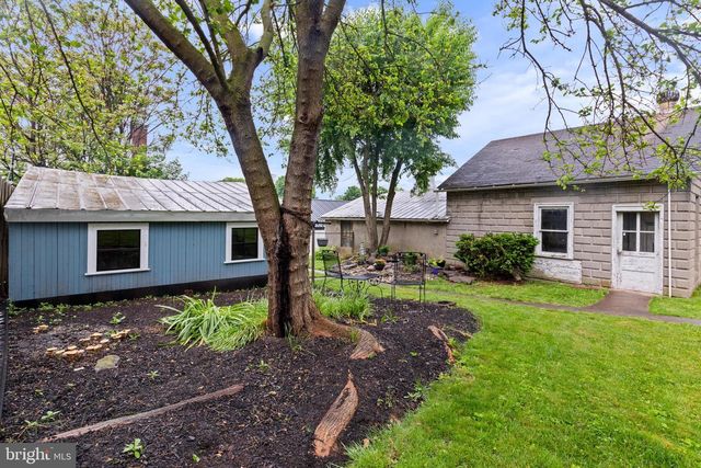 523 VINE ST, Perkasie, PA 18944