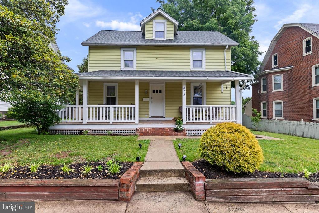 523 VINE ST, Perkasie, PA 18944