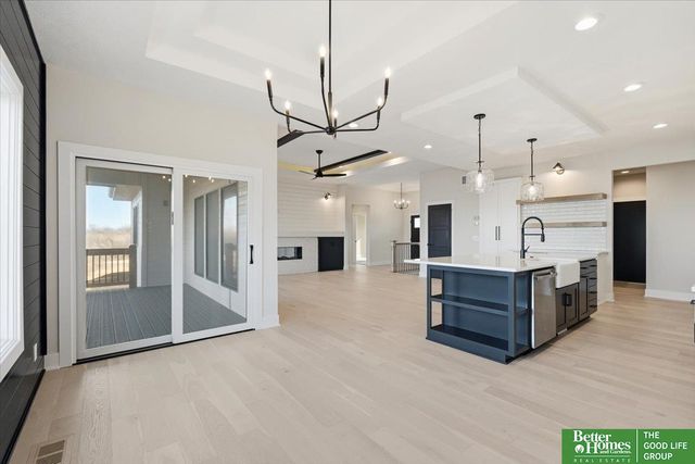 11003 S 98th Street, Papillion, NE 68046