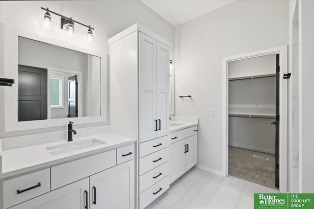 11003 S 98th Street, Papillion, NE 68046