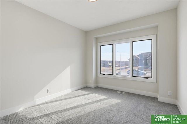 11003 S 98th Street, Papillion, NE 68046