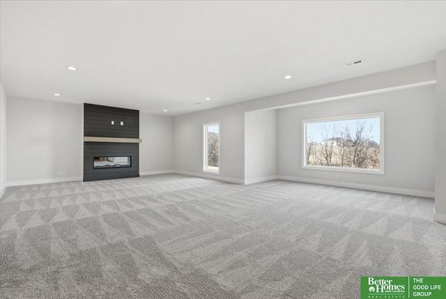 11003 S 98th Street, Papillion, NE 68046