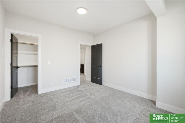 11003 S 98th Street, Papillion, NE 68046