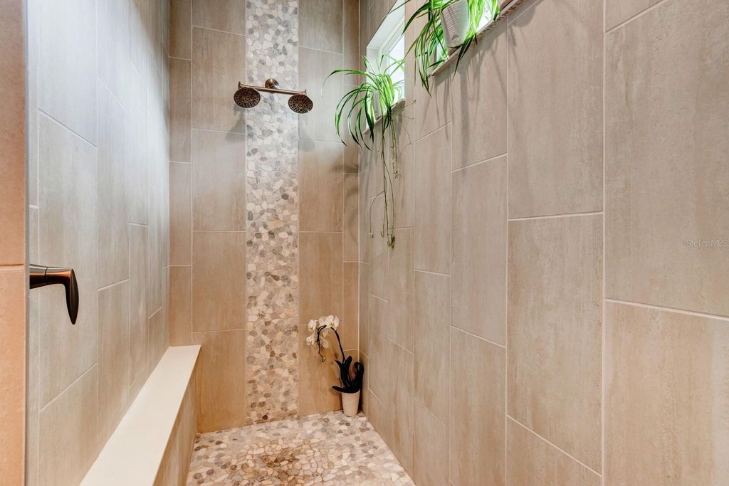 Image 19 of property listing at 1508 SAXON DRIVE, New Smyrna Beach, FL 32169