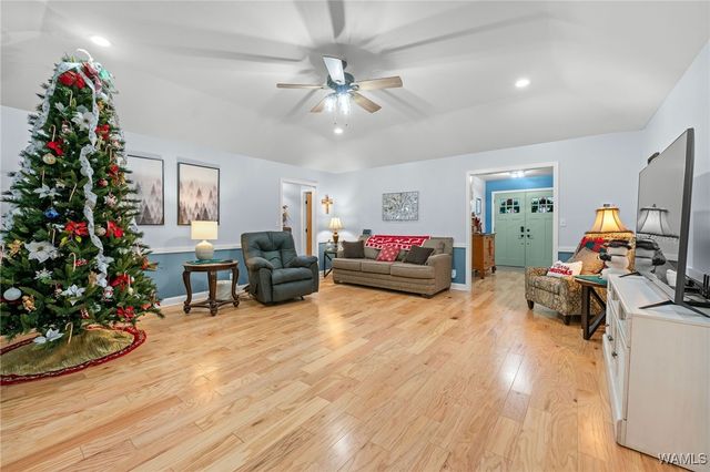 1019 54th E, Tuscaloosa, AL 35404