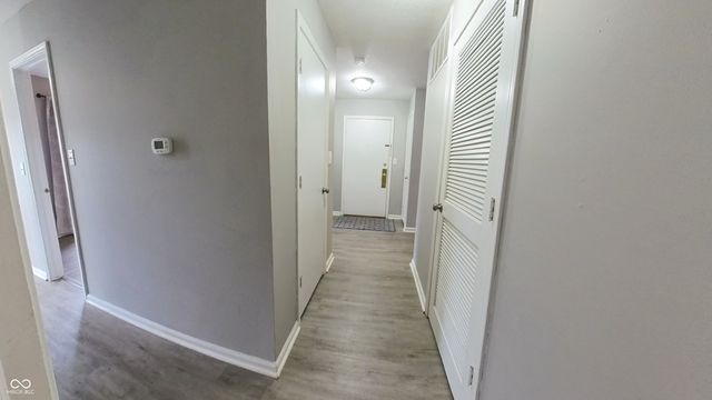 586 Hunters Drive B, Carmel, IN 46032