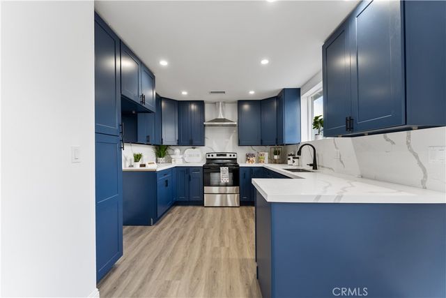 540 W 118th Street, Los Angeles, CA 90044