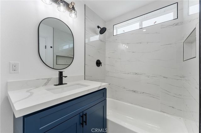 540 W 118th Street, Los Angeles, CA 90044