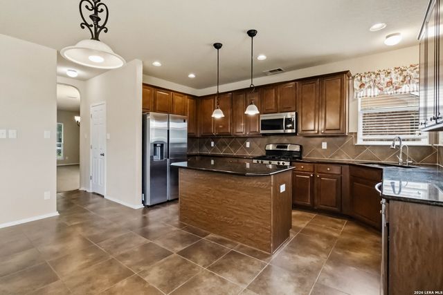 6238 Ozona, San Antonio, TX 78253
