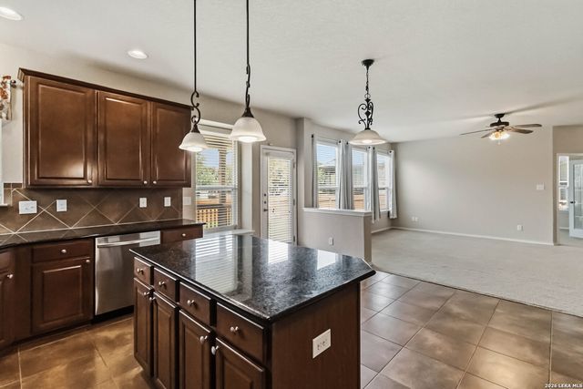 6238 Ozona, San Antonio, TX 78253