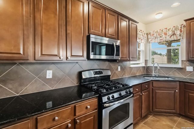 6238 Ozona, San Antonio, TX 78253