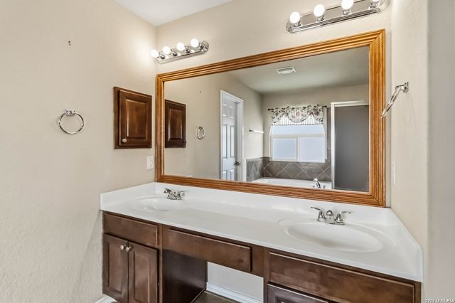 6238 Ozona, San Antonio, TX 78253
