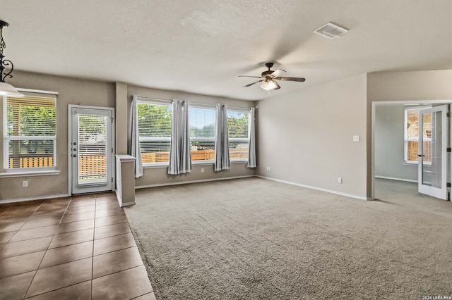 6238 Ozona, San Antonio, TX 78253