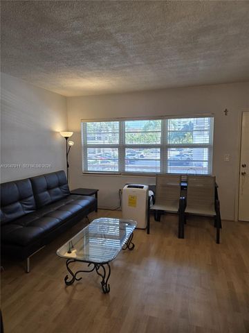2001 S Ocean Dr 41, Hallandale Beach, FL 33009