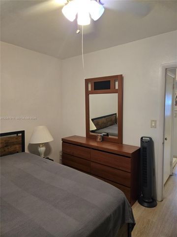 2001 S Ocean Dr 41, Hallandale Beach, FL 33009