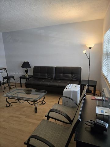 2001 S Ocean Dr 41, Hallandale Beach, FL 33009