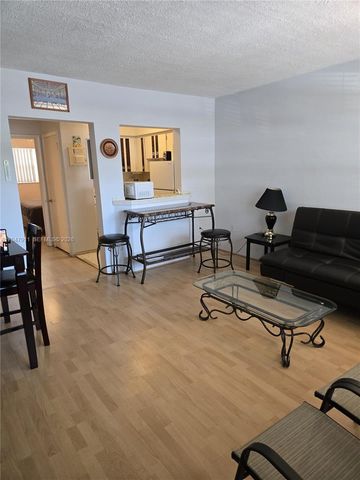 2001 S Ocean Dr 41, Hallandale Beach, FL 33009