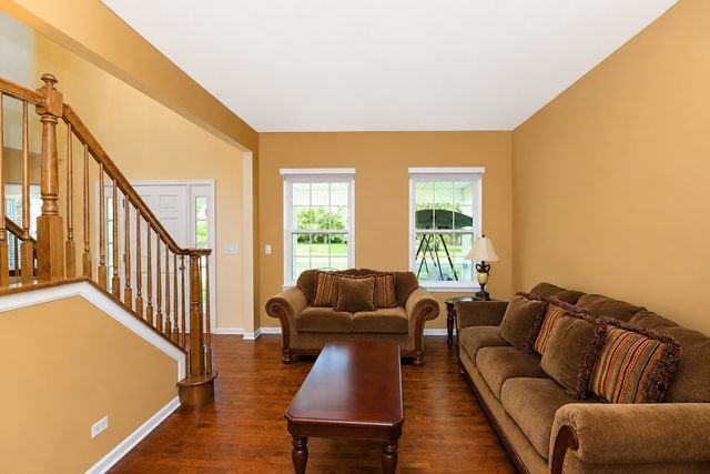 11293 Nicollet Lane, Huntley, IL 60142