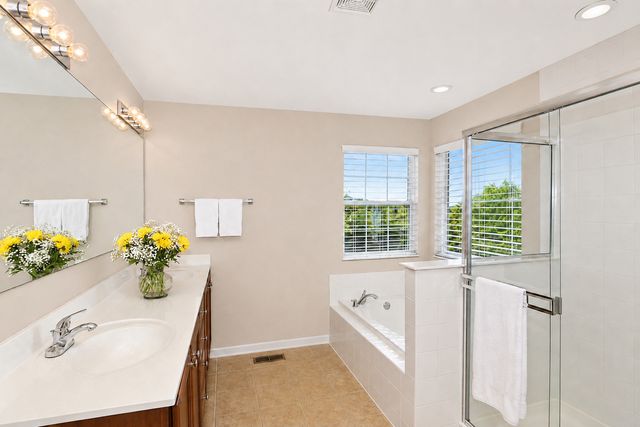 11293 Nicollet Lane, Huntley, IL 60142