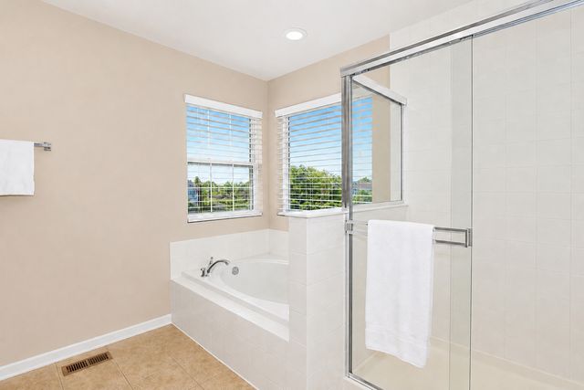 11293 Nicollet Lane, Huntley, IL 60142