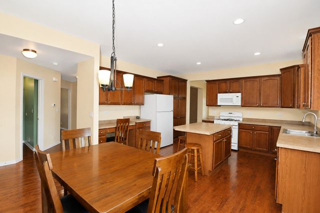 11293 Nicollet Lane, Huntley, IL 60142
