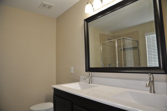 16025 Summerville Lake Drive, Tomball, TX 77377