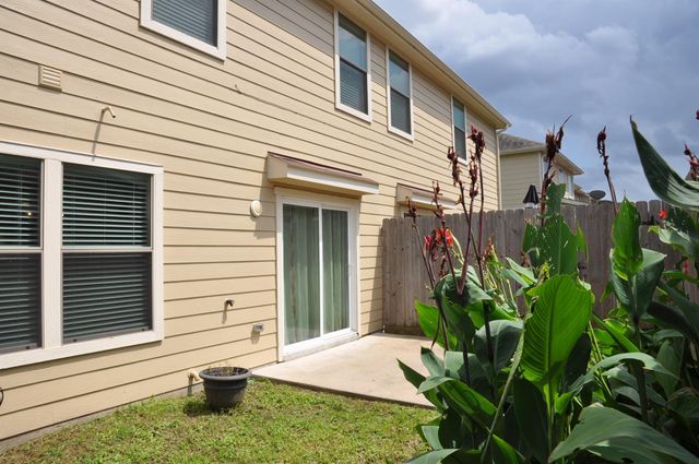 16025 Summerville Lake Drive, Tomball, TX 77377