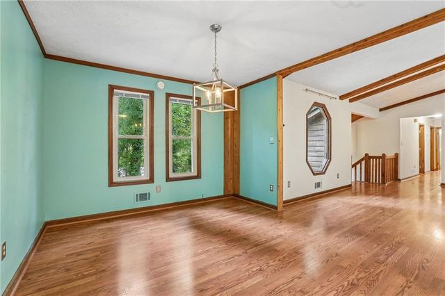 231 Sabrina Court, Woodstock, GA 30188
