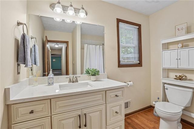 231 Sabrina Court, Woodstock, GA 30188