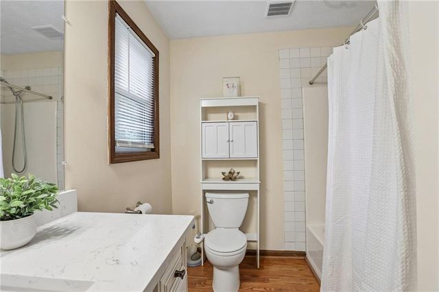 231 Sabrina Court, Woodstock, GA 30188