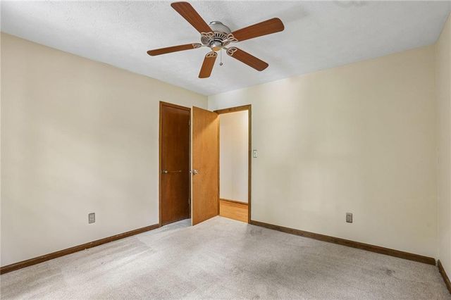 231 Sabrina Court, Woodstock, GA 30188
