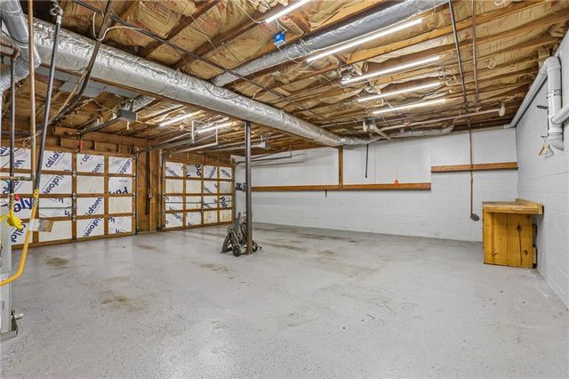231 Sabrina Court, Woodstock, GA 30188